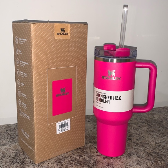 Hot Pink / Fuchsia Stanley 40 oz Quencher H2.0 Tumbler - Picture 1 of 17
